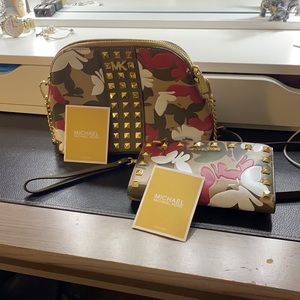 Michael kors cross body and wristlet wallet.